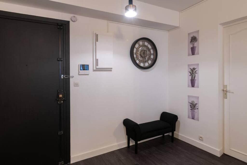 Elegant T3 Le Petit Palais Avignon Apartment Bagian luar foto