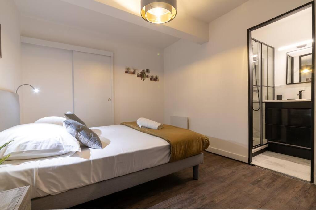 Elegant T3 Le Petit Palais Avignon Apartment Bagian luar foto