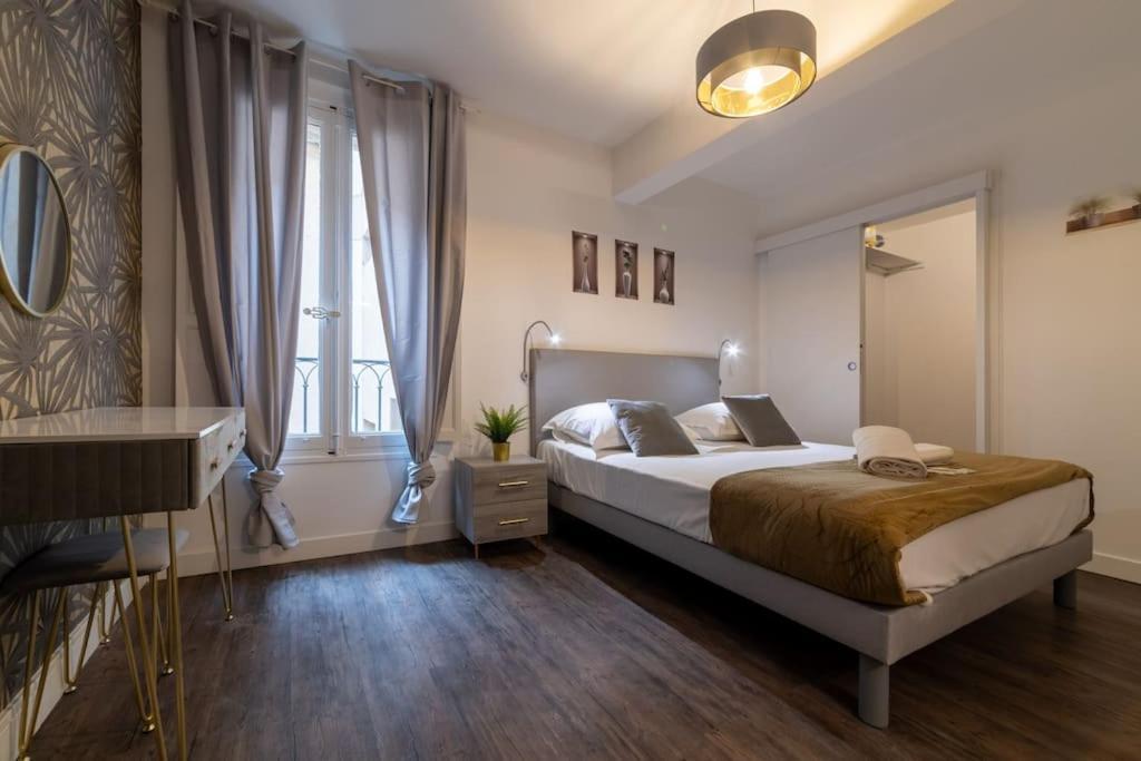 Elegant T3 Le Petit Palais Avignon Apartment Bagian luar foto